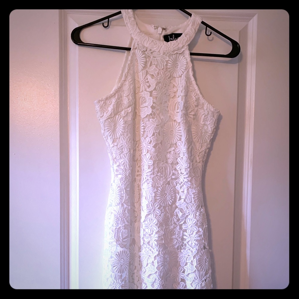 White lace dress